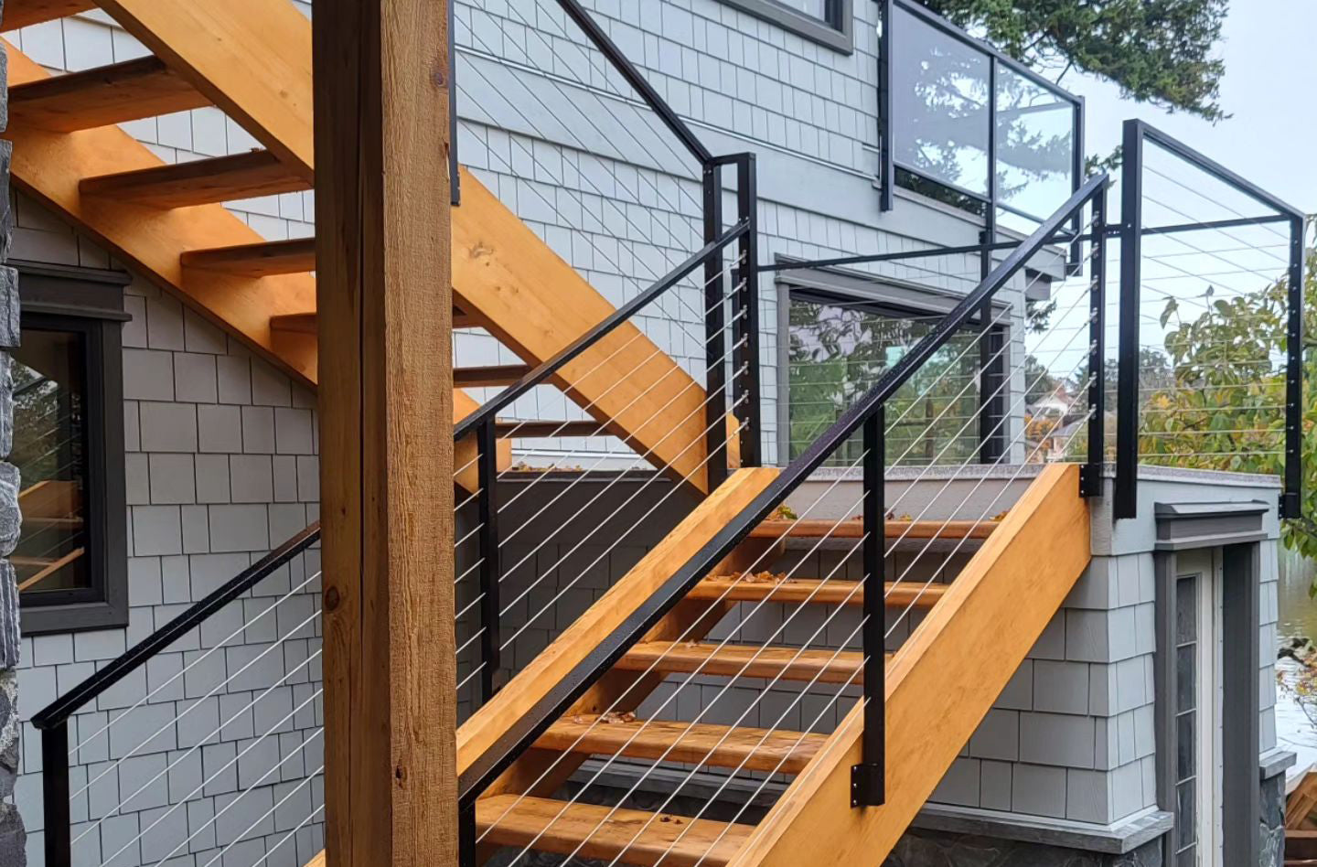 A Complete Guide to Cable Deck Railing: Why It's the Perfect Choice fo